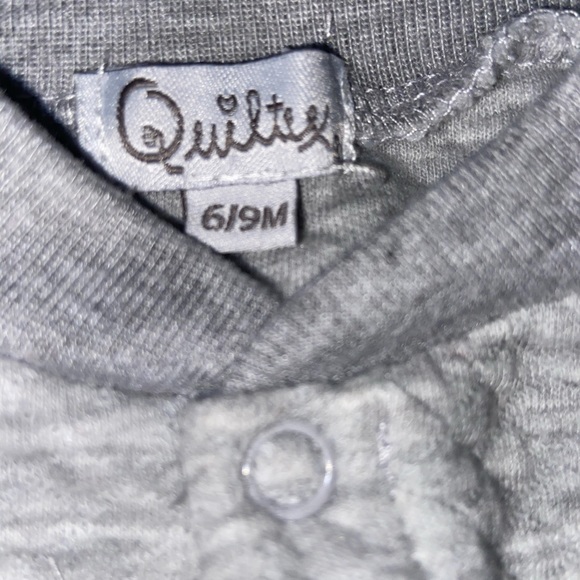 Baby onesie with hat - Picture 4 of 8